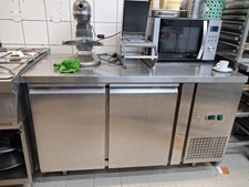 FINISTERE SUD BORD DE MER (29) MURS ET FONDS EPICERIE TRAITEUR 74 M2 