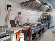 FINISTERE SUD BORD DE MER (29) MURS ET FONDS EPICERIE TRAITEUR 74 M2 