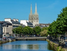 QUIMPER CENTRE VILLE (29) FDC RESTAURANT A THEME 55 M2