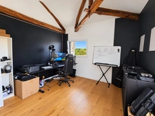 Maison avec piscine et garage à GANTIES (31)