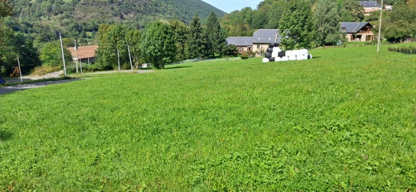 Terrain constructible de 1864 m2