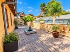Maison de 248m2 avec piscine et garage