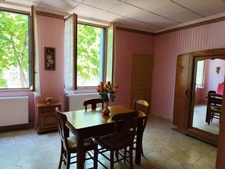 Maison divisée en 4 appartements au cœur d'Arreau