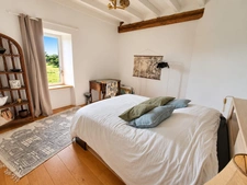 Maison avec piscine et garage à GANTIES (31)