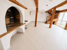 Ancien hôtel avec fort potentiel