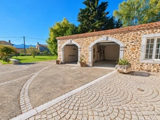 Maison de 248m2 avec piscine et garage