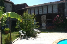 Maison de 270m2 idéalement située à Saint Paul