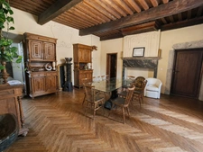 Demeure historique d'exception classée au patrimoine située aux portes des Pyrénées