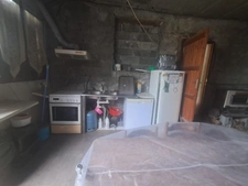 Garage de 120m2 situé à Sarrancolin