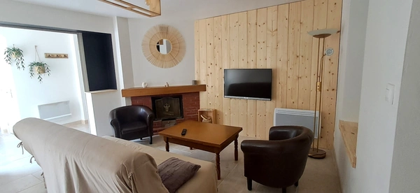 Maison entièrement rénovée à Sarrancolin 