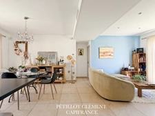 MAISON COSY DE PLAIN-PIED AVEC PISCINE DANS UN ENVIRONNEMENT CALME ET RECHERCHÉ