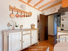 MAISON DE CARACTÈRE AVEC VOLUMES GÉNÉREUX ET CADRE DE VIE PRIVILÉGIÉ AUX PORTES DE PINS-JUSTARET