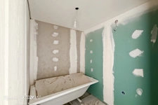 Maison à finir de rénover à Liverdun, bord de Moselle, 4 pièces 117m2