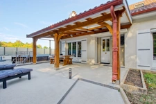 LIVERDUN – MAISON SEMI PLAIN-PIED - 168 M² – 4 CHAMBRES – PISCINE CHAUFFÉE – GARAGE DOUBLE