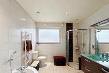 Renovated 6-room single-storey house – 135 m² – 4 bedrooms – 1,700 m² plot – Toulaire area in Liverdun