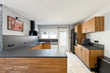 SOUS-OFFRE ACCEPTÉE : Maison jumelée rénovée - 5 pièces 139m² centre-ville LIVERDUN (54)