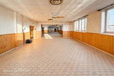 FORMER TOWN HALL AND FORMER SCHOOL TO BE RENOVATED – APPROXIMATELY 750 M² OF LIVING SPACE