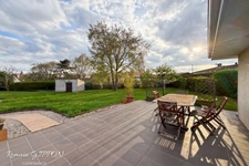Renovated 6-room single-storey house – 135 m² – 4 bedrooms – 1,700 m² plot – Toulaire area in Liverdun