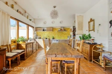 Architect-designed house, 7 rooms, 220m2 - view of and access to the Moselle river via private pontoon - LIVERDUN (54)