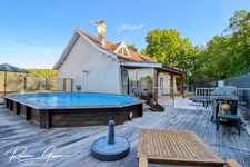 LIVERDUN – MAISON SEMI PLAIN-PIED - 168 M² – 4 CHAMBRES – PISCINE CHAUFFÉE – GARAGE DOUBLE