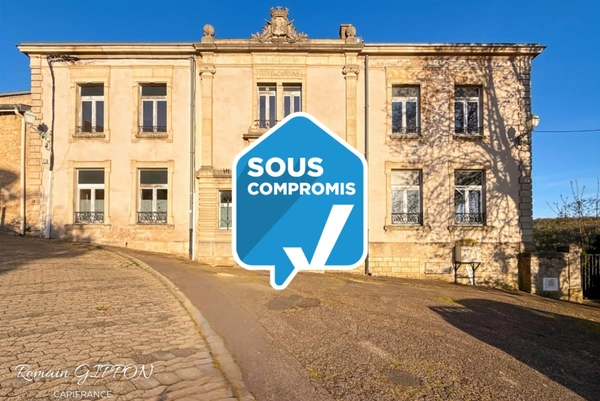 ANCIENNE MAIRIE ET ANCIENNE ÉCOLE À RÉHABILITER – ENVIRON 750 M² DE POTENTIEL HABITABLE