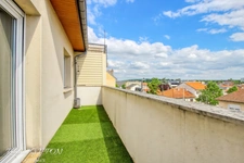 A vendre appartement 4 pièces 102m2 - balcon et vue dégagée + garage - ESSEY LES NANCY (54)
