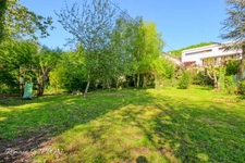 Architect-designed house, 7 rooms, 220m2 - view of and access to the Moselle river via private pontoon - LIVERDUN (54)