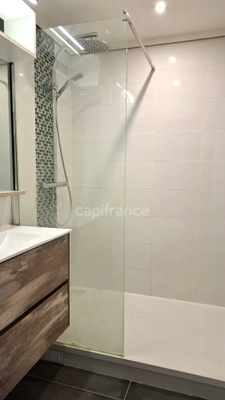 Appartement 4 pièces rénové - 3 chambres - 2 balcons - Gare RER D à pied