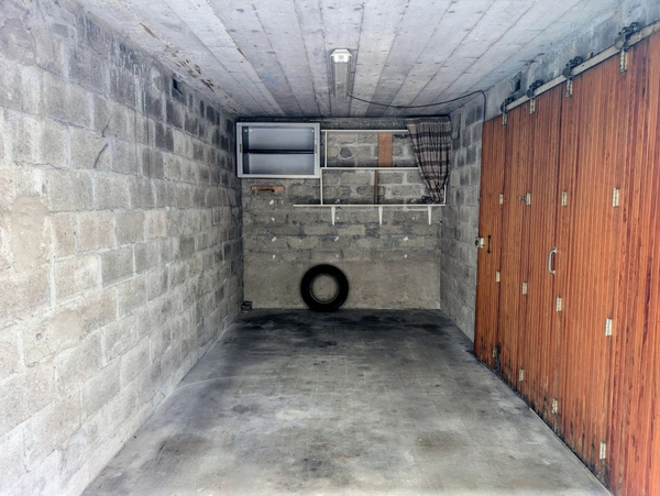 Box en Centre-Ville à vendre à CORBEIL ESSONNES