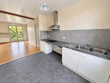 F3 de 72 m² à Corbeil-Essonnes, balcon, cave, RER D