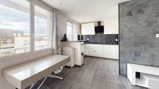 Appartement 4 pièces rénové - 3 chambres - 2 balcons - Gare RER D à pied