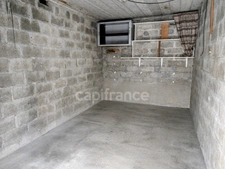 Box en Centre-Ville à vendre à CORBEIL ESSONNES