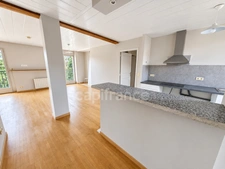 F3 de 72 m² à Corbeil-Essonnes, balcon, cave, RER D
