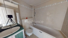 F3 de 72 m² à Corbeil-Essonnes, balcon, cave, RER D