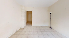 3 pièces 58 m² avec balcon et cave, proche gare.