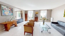 Maison familiale de caractère – 220 m² habitables – 6 chambres – jardin de 880 m² – terrasse plein sud – double garage