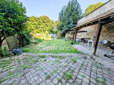 F3 de 72 m² à Corbeil-Essonnes, balcon, cave, RER D