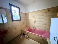 Maison à fort potentiel avec 2 appartements indépendants – Fréjus (La Tour de Mare)