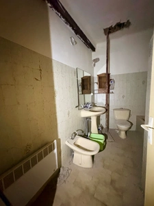 Immeuble à vendre LORGUES (83)