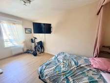 Appartement à vendre 4 pièces FREJUS (83)