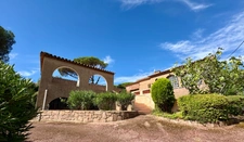 Propriété d’exception avec deux villas et piscine – Sainte-Maxime, secteur Sémaphore