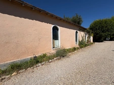 Magnifique maison en pierre de caractère avec annexes à Fayence (175 m² habitables + 126m2 de dépendances) (83)
