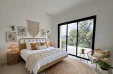 Exceptional property with sea view - LES ISSAMBRES (83)