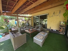 Maison de plus de 110 m² avec grand jardin arboré – Enorme potentiel – Fréjus