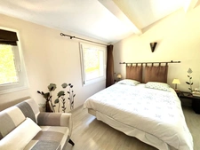 Dpt Var (83), à vendre FREJUS Tour de mare, maison P6 de 156 m² - Terrain de 1790 m² 
