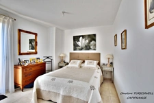 SOLLIES PONT (83) - SUPERB 2-BEDROOM APARTMENT OF 65M² ON THE TOP FLOOR WITH HUGE TERRACES AND 2 PARKING SPACES