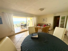 Prestigious villa with panoramic sea view and exceptional rental potential