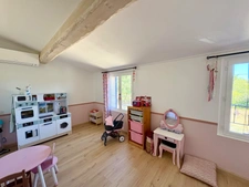 Magnifique maison en pierre de caractère avec annexes à Fayence (175 m² habitables + 126m2 de dépendances) (83)