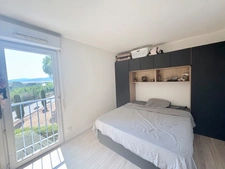 Appartement T3 rénové avec piscine – Fréjus (83)
