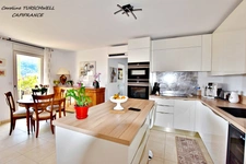 SOLLIES PONT (83) - SUPERB 2-BEDROOM APARTMENT OF 65M² ON THE TOP FLOOR WITH HUGE TERRACES AND 2 PARKING SPACES